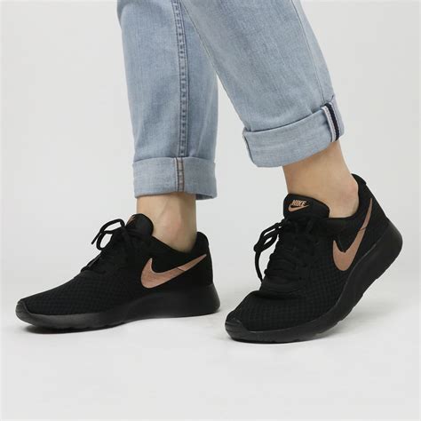 nike dames sale zwart|Nike schoenen dames.